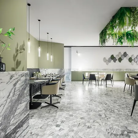 Hotel Azoris Royal Garden - Leisure & Conference 4*