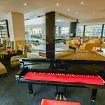 酒店 阿佐里斯皇家花园 - 休闲及会议酒店 4*